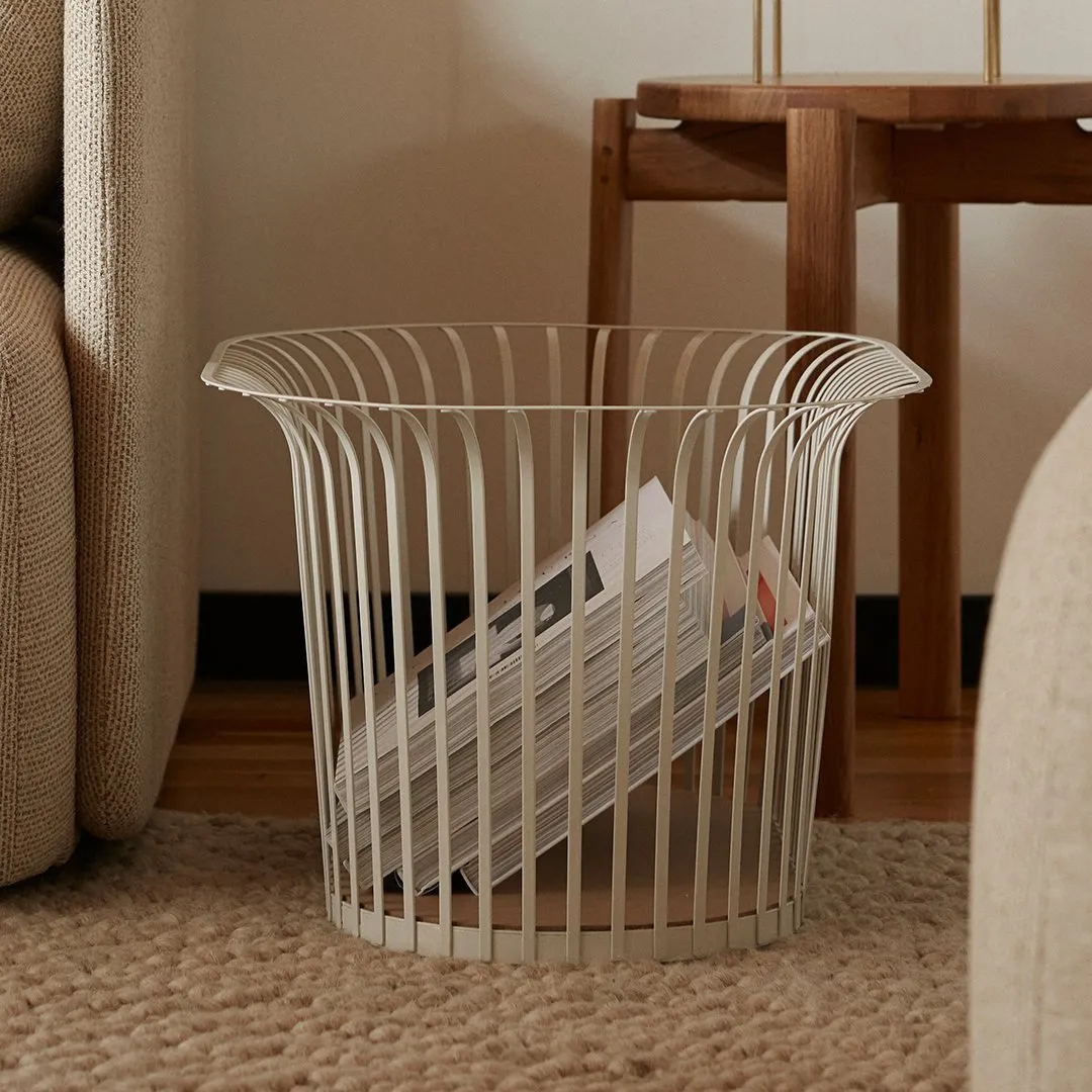 Passage Stool