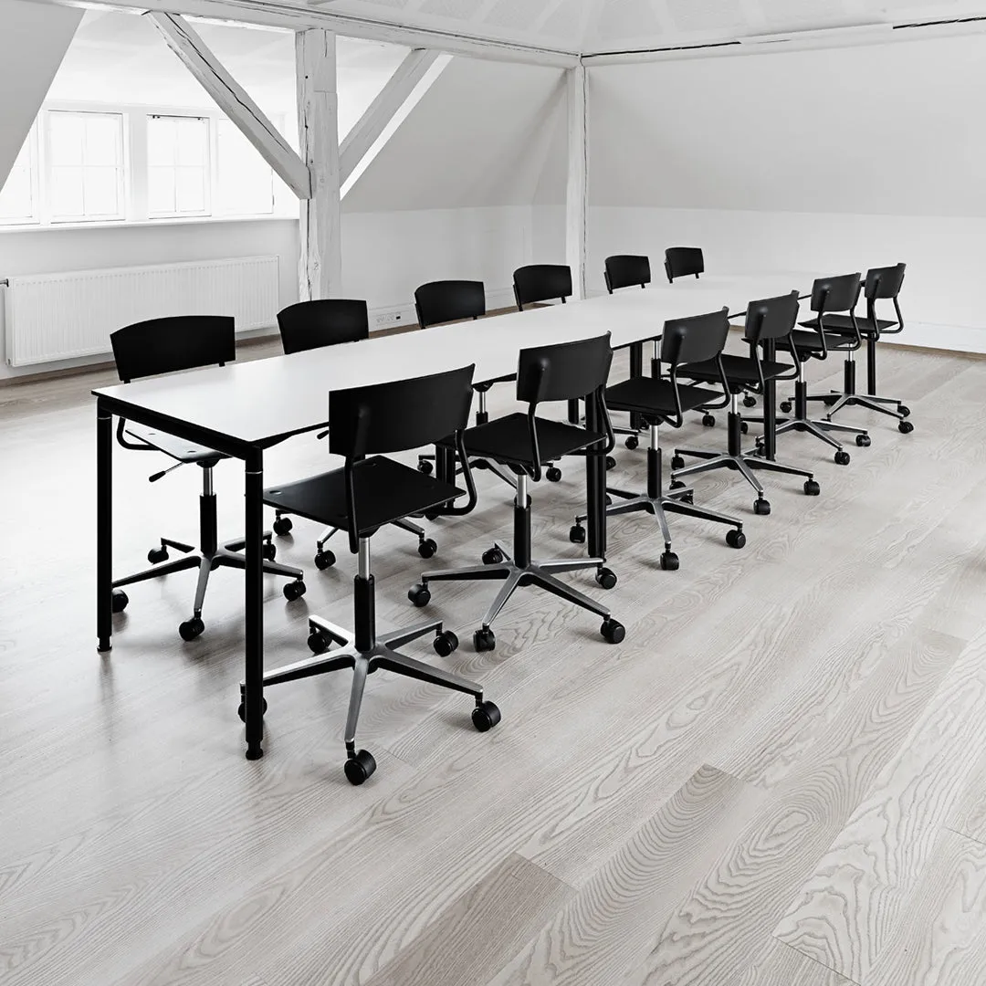 Pure X Conference Chair - 5-Star Base w/ Casters