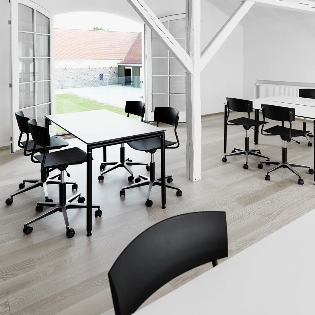 Pure X Conference Chair - 5-Star Base w/ Casters