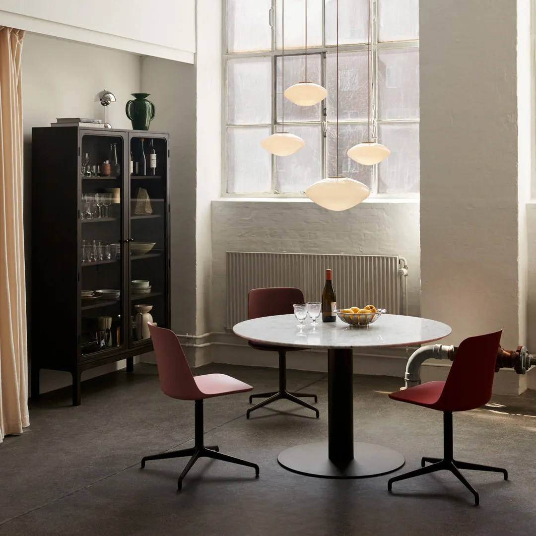 Rely HW16 Chair - 4-Star Swivel Base w/ Return