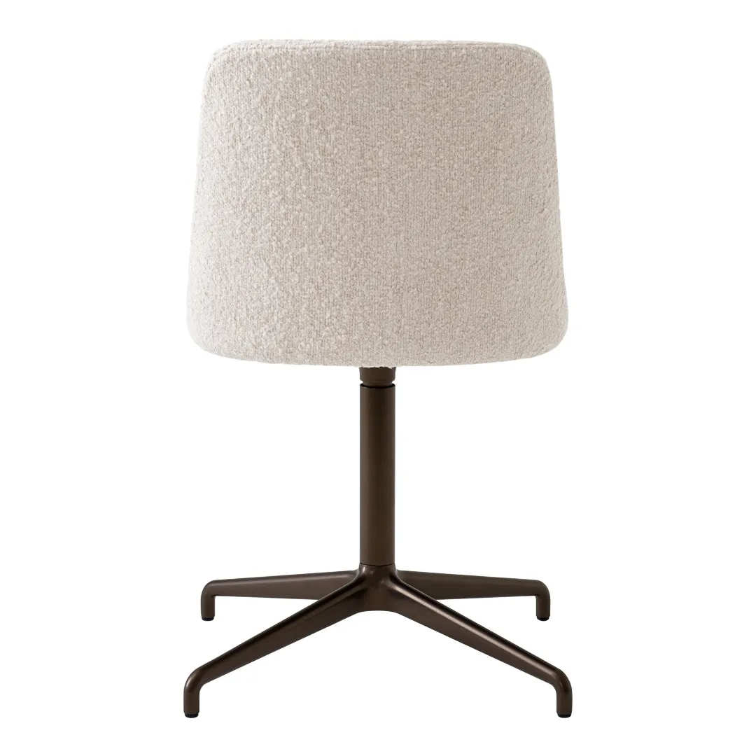 Rely HW18 Chair - 4-Star Swivel Base w/ Return