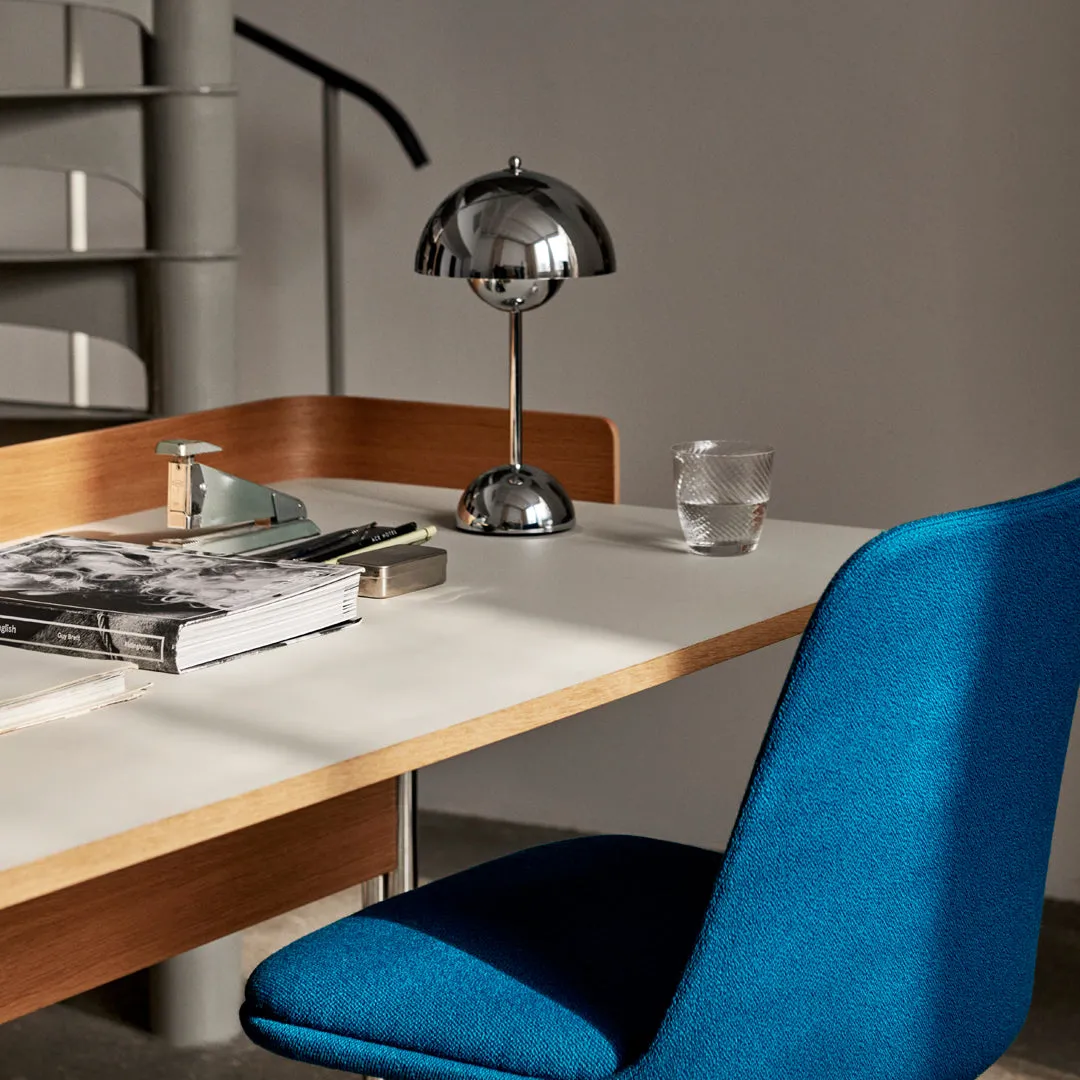 Rely HW30 Armchair - 5-Star Swivel Base w/ Casters   Gaslift