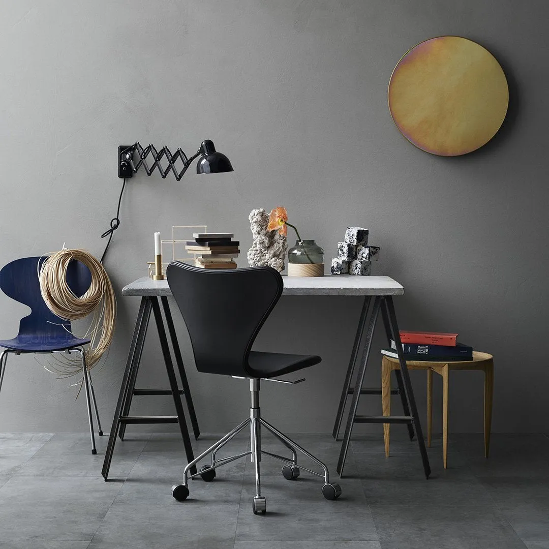 Series 7 Swivel Chair 3117 - Fully Upholstered