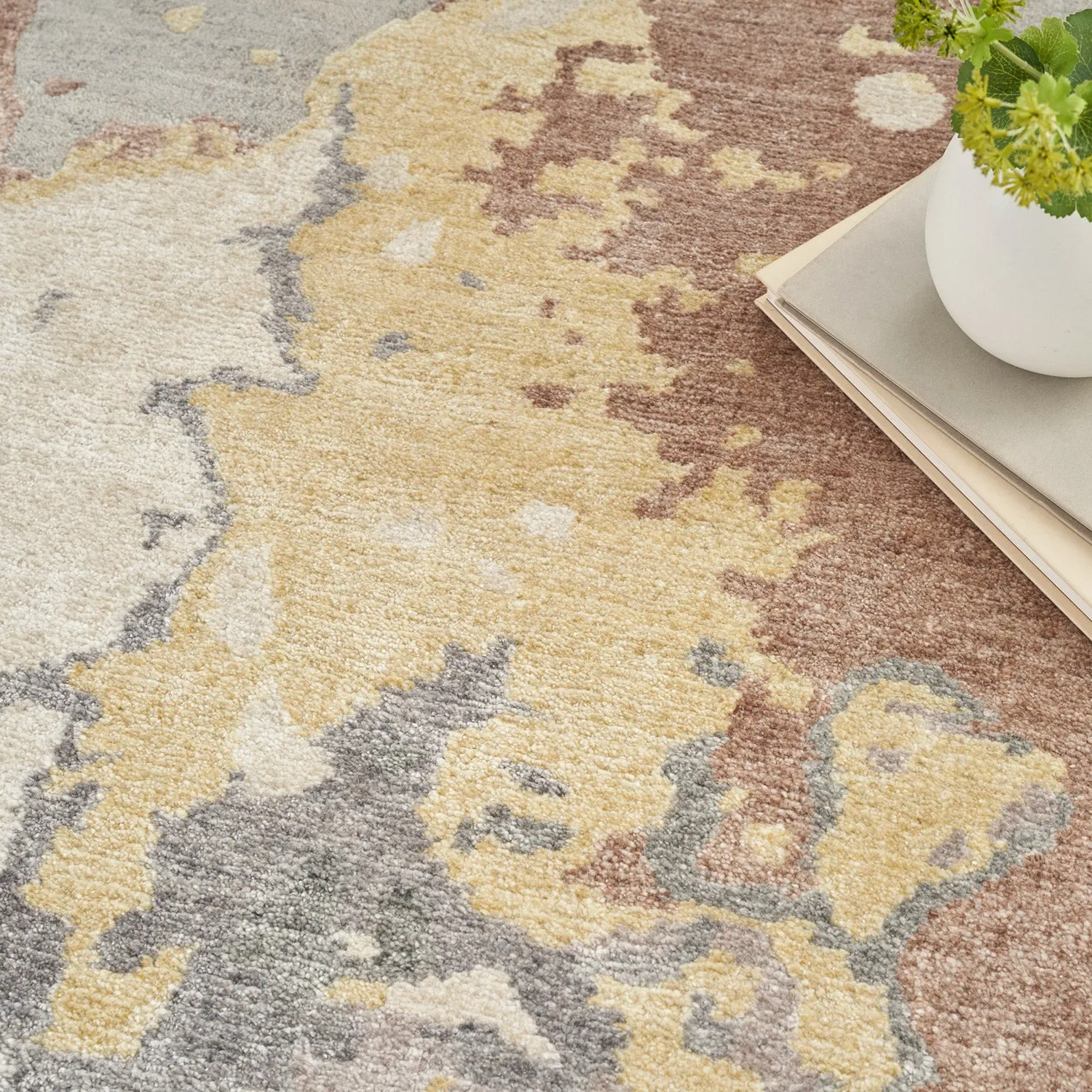 Silver Essentials Modern Bamboo Silk Wool Blend Rug