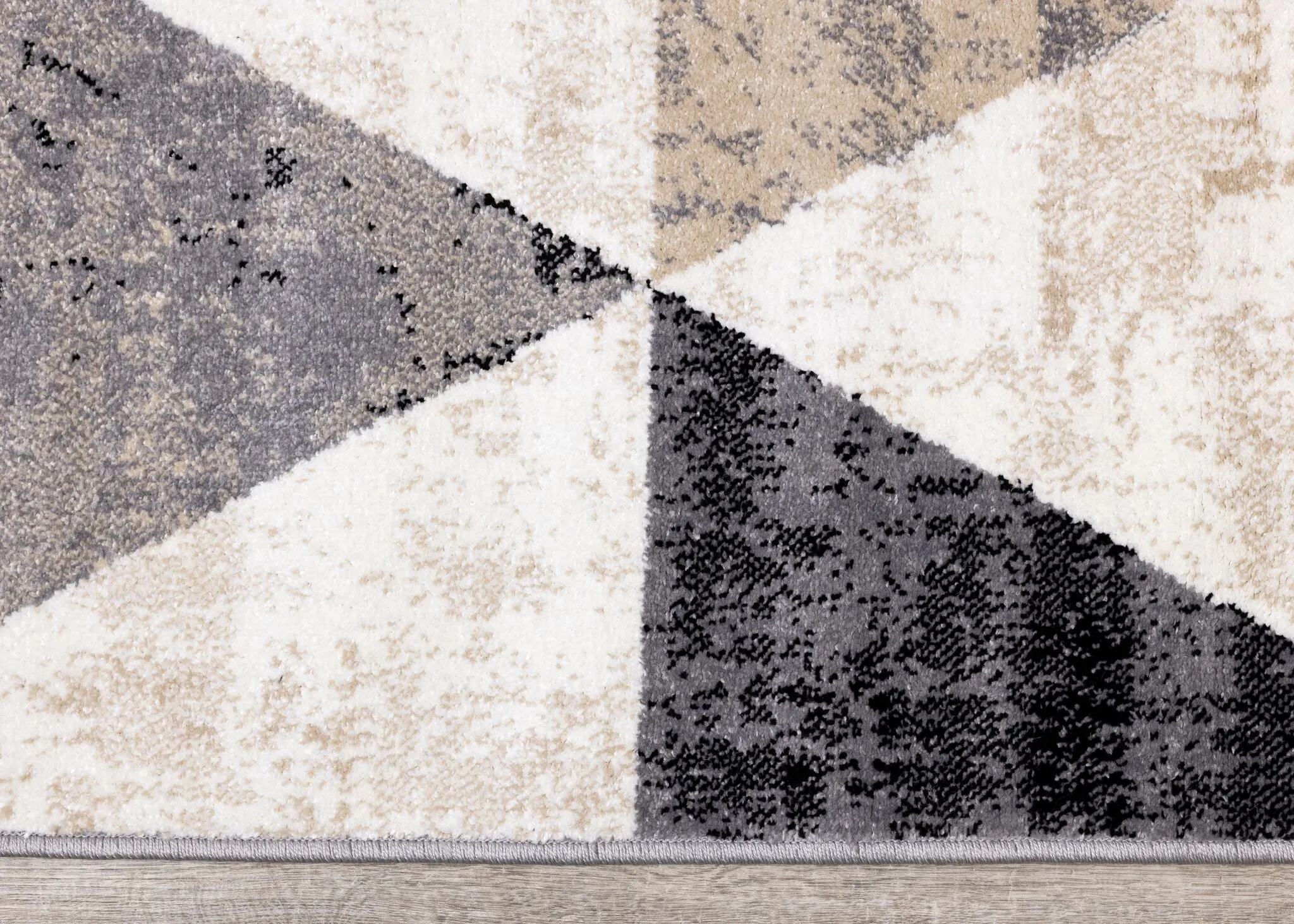 Stone Prism 6'7" x 9'7" Triangle Shapes Area Rug - Cream, Beige