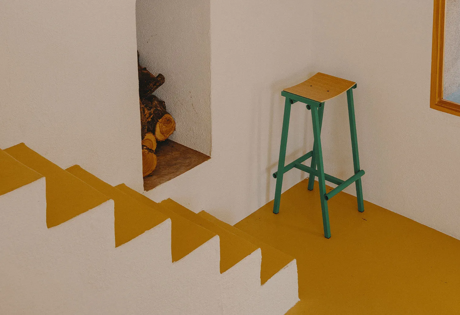 Taburete 8 Bar Stool