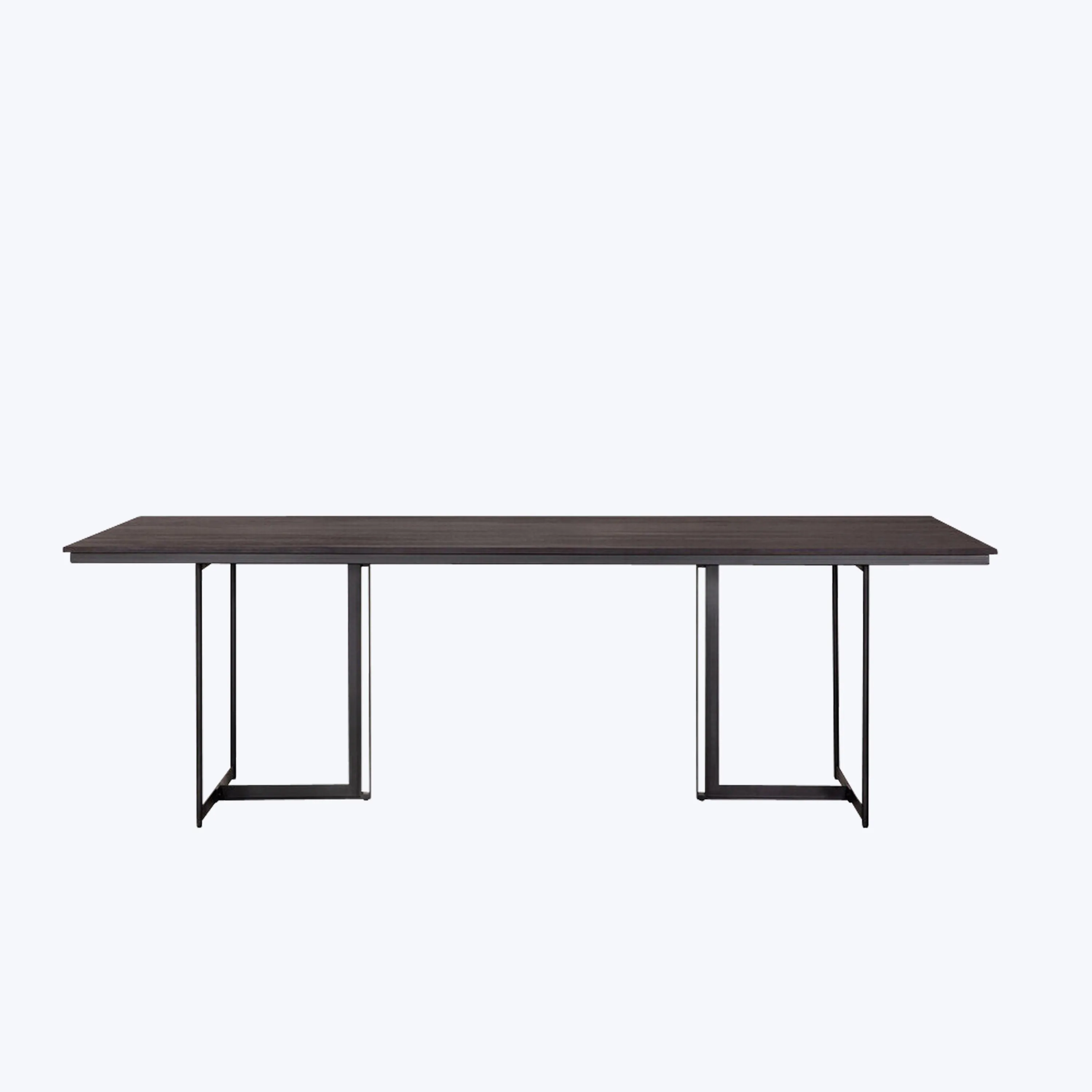 Tacet Dining Table