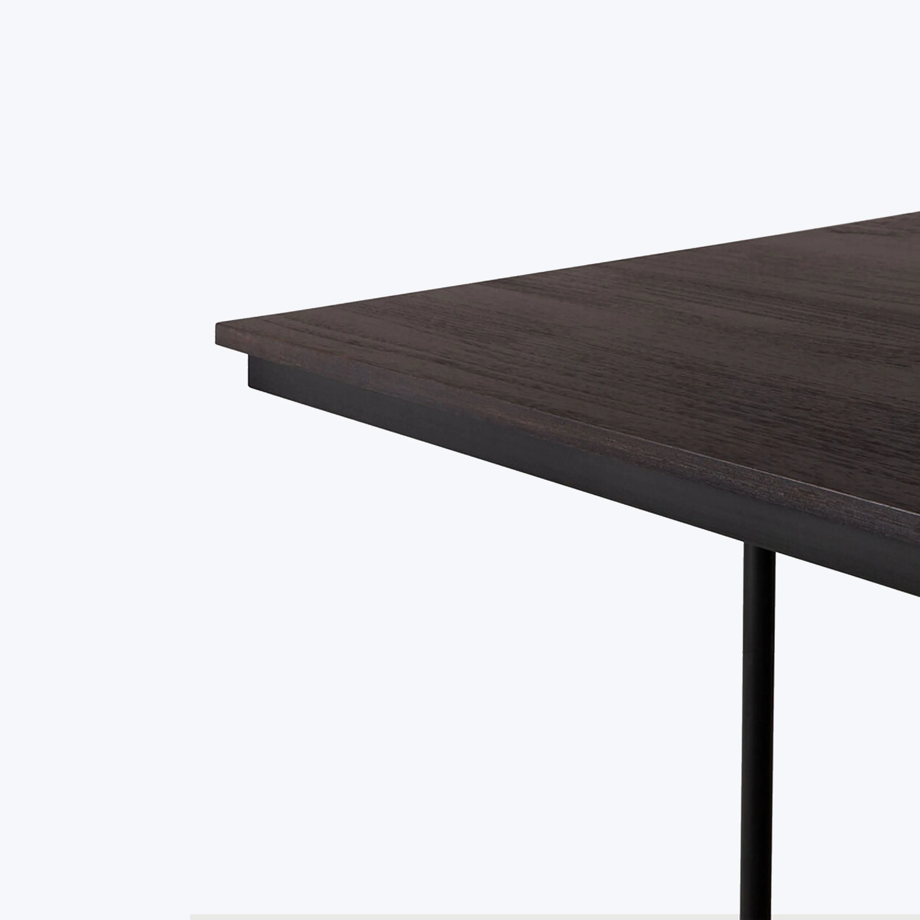 Tacet Dining Table