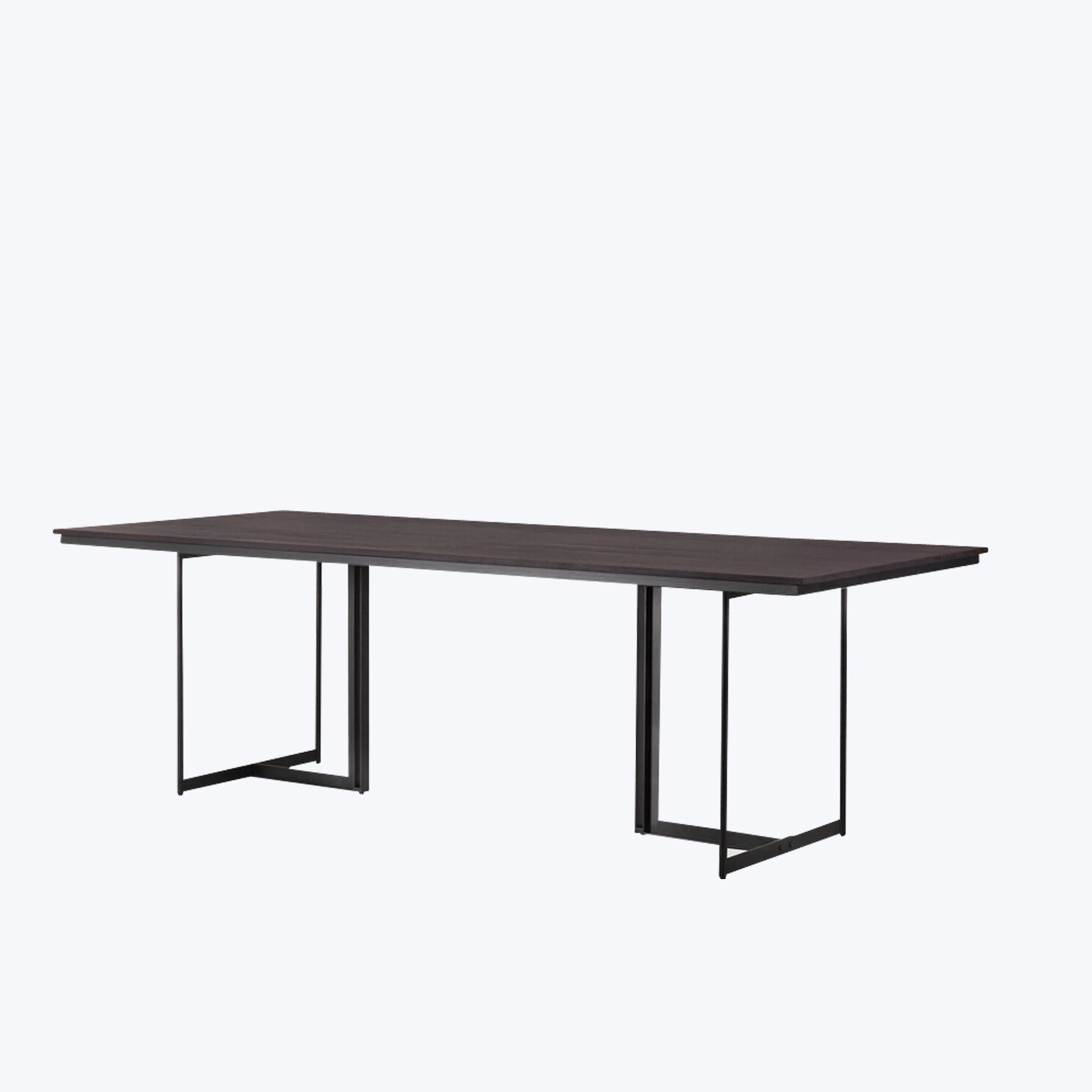 Tacet Dining Table