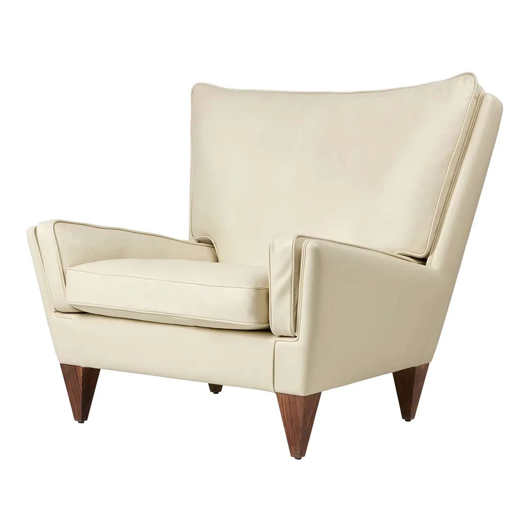 V11 Lounge Chair