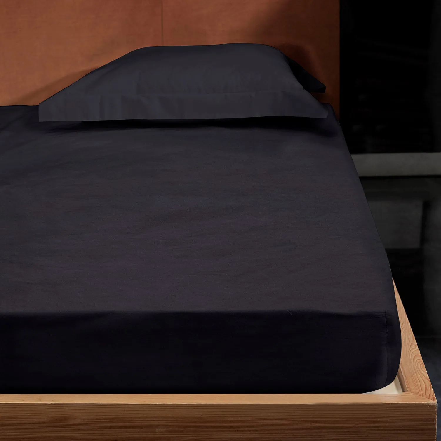 Viola Sheets & Pillowcases