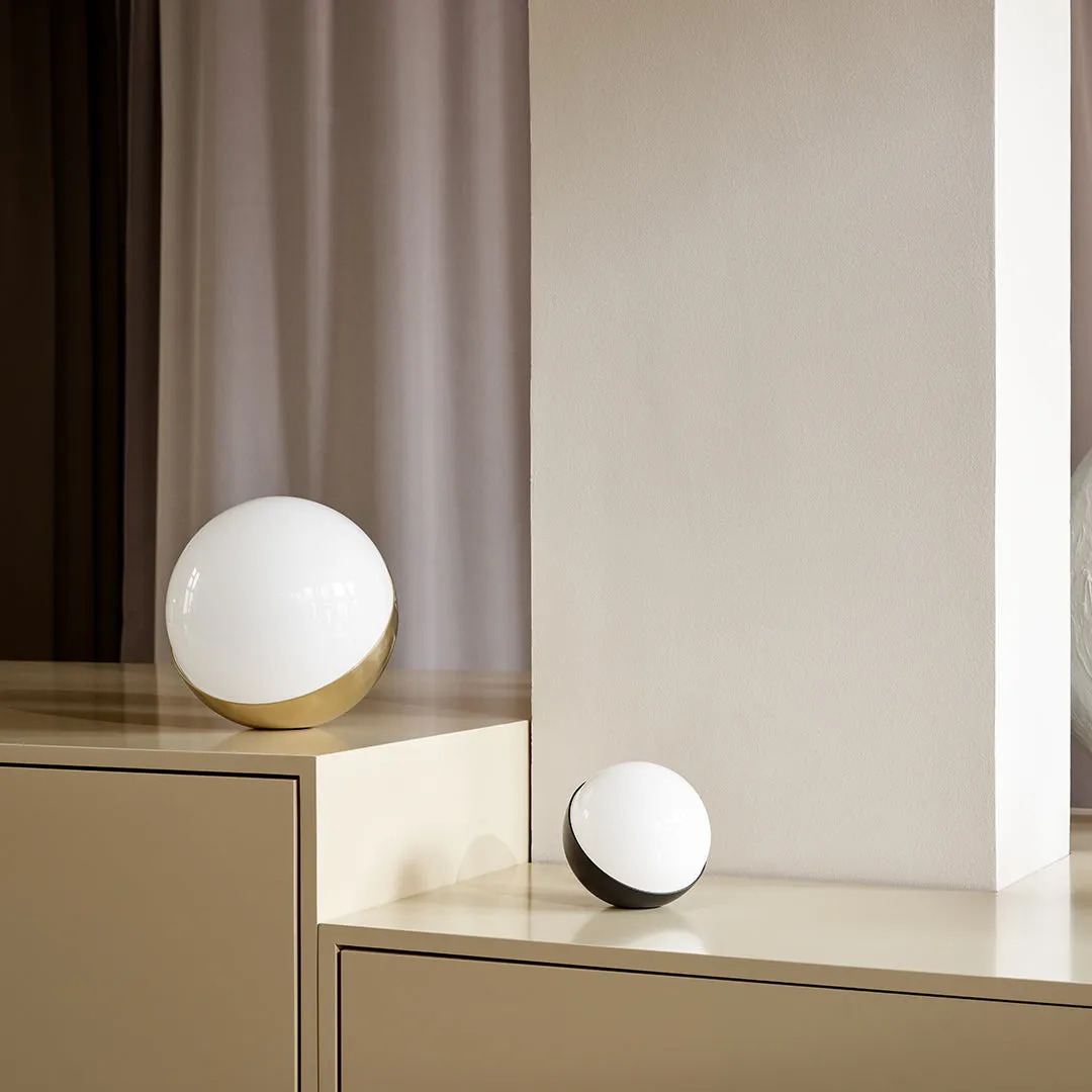 VL Studio Table Lamp