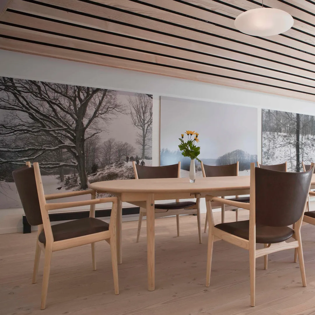 Wegner PP240 Conference Chair