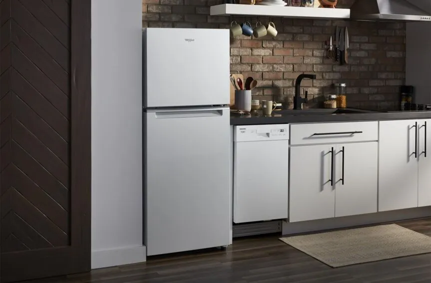 Whirlpool 24" Counter Depth White Top Mount Refrigerator (11.6 Cu.Ft) - WRT112CZJW